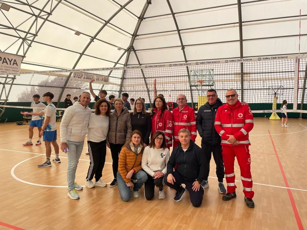 Sport e Natale. Giornata di condivisione al PALLONE TENDA